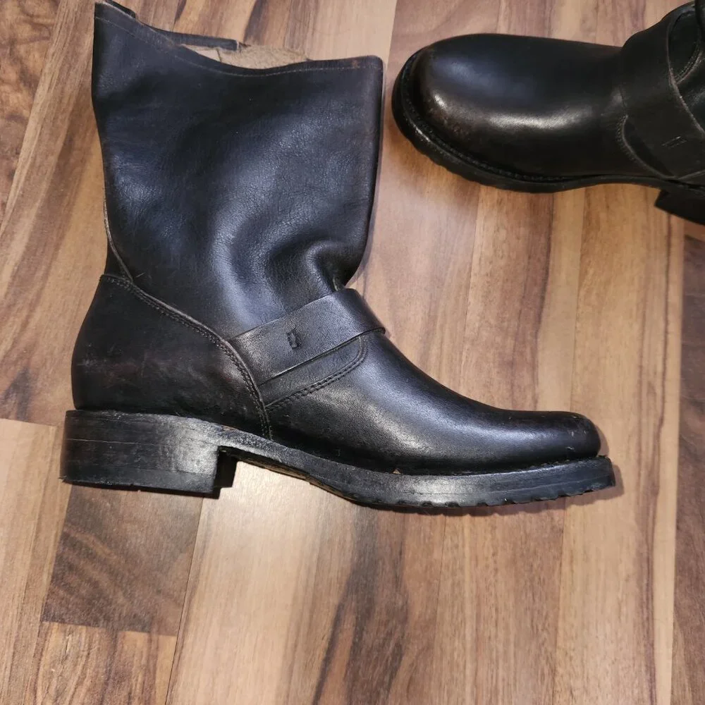 Frye Vintage Boots - Picture 3 of 5